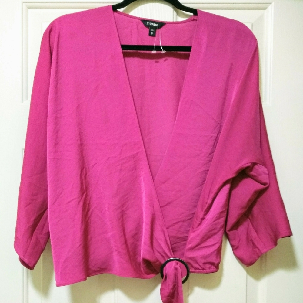 NWOT Vibrant Flowy Sleeve Top